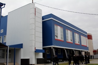 Сегодня, в преддверии Олимпийских игр в Сочи, в Алтайском крае откроют спортивный центр с универсальным залом краевого училища олимпийского резерва