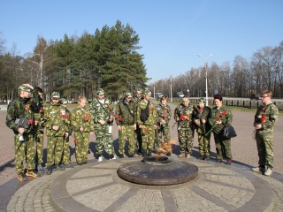 Бойцы краевого поискового отряда «Память» побывали на Мемориале воинской славы воинам-сибирякам в Москве