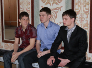 Трое одноклассников помогли полицейским задержать подозреваемых в совершении преступления