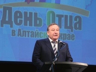 Александр Карлин: «Отцовство - это экзамен на социальную и нравственную зрелость мужчины»