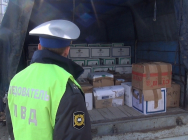 Полицейские Алтайского края изъяли из незаконного оборота более двух тысяч бутылок алкогольной продукции