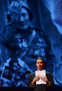 В Краевом театре драмы прошел вечер памяти «Не умерла война во мне…»