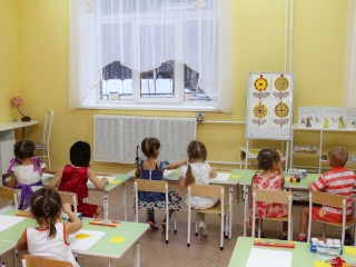 Выпускники «Солнышка», созданного в ЗАТО Сибирский Алтайского края в конце 2013 года, формируют традиции детсада