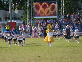 В райцентре Поспелиха состоялось торжественное открытие XXXVI летней Олимпиады сельских спортсменов Алтая