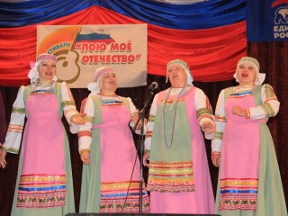 Фестиваль «Пою мое Отечество» провели в Змеиногорском районе Алтайского края в День народного единства