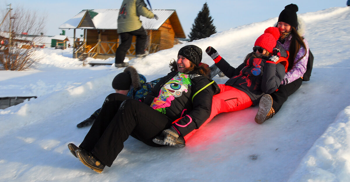 Комплекс «Сибирское подворье» приглашает гостей провести новогодние каникулы