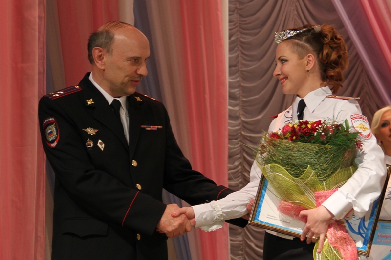 В Барнауле выбрали «Королеву в погонах»