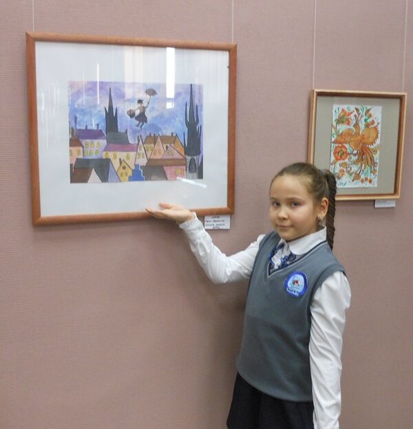 В Алтайском крае открылась выставка юной художницы