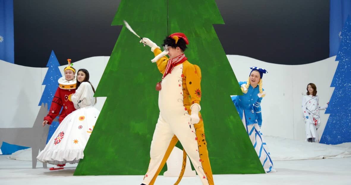 Сегодня, 21 декабря, в Барнауле состоится премьерный показ спектакля «Сказка о Новом годе и настоящем богатыре»