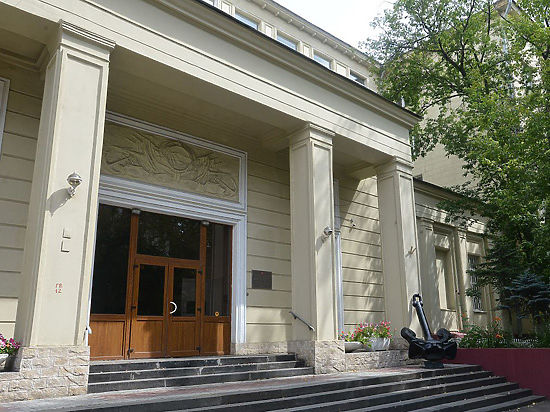 РПЦ потребовала здание НИИ из-за нескольких кирпичей