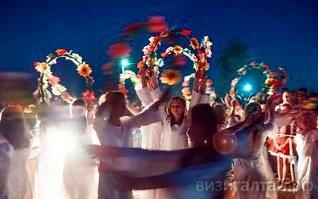 На соленых озерах Романовского района пройдут народные гуляния «Купальские забавы»