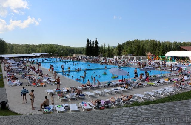 В Алтайском крае заработал самый крупный открытый бассейн