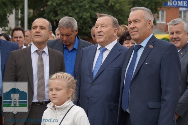 Стелу в честь строителей Белокурихи открыли на праздновании 150-летия города-курорта