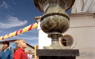 В Алтайском селе Колывань отметят День камнереза