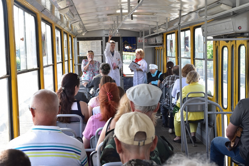 11 августа в барнаульском транспорте «Время быть здоровым» отметят День физкультурника