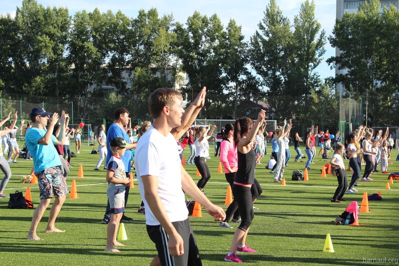 Сергей Дугин приглашает барнаульцев установить рекорд России