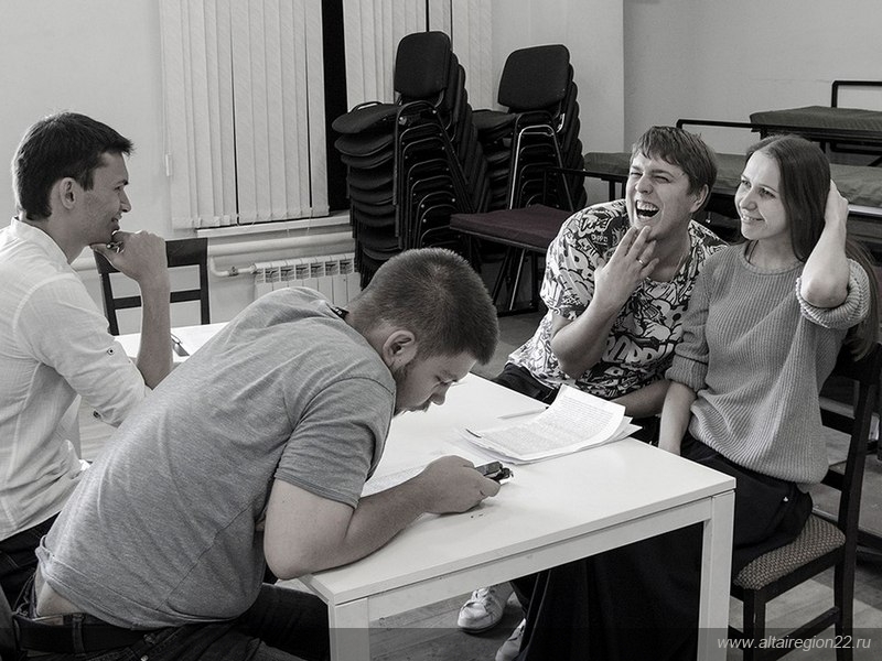 В Молодежном театре Алтая презентуют уникальный образовательный проект