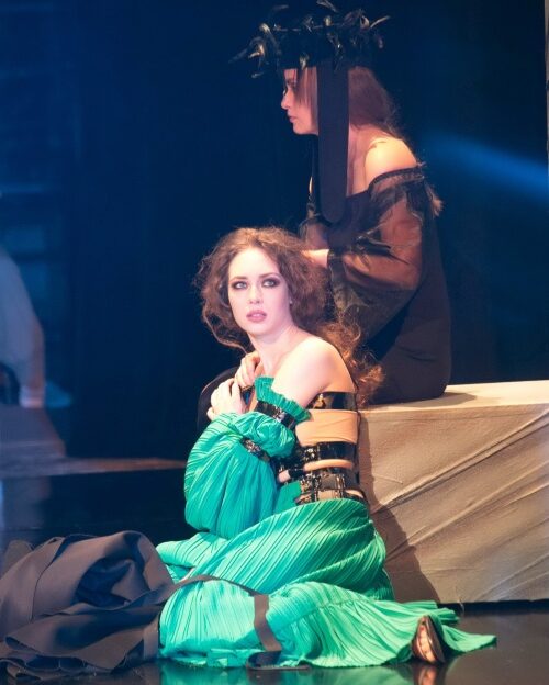 Алтайский краевой театр драмы им. В.М. Шукшина дарит билеты на спектакль «Андалузское проклятие»