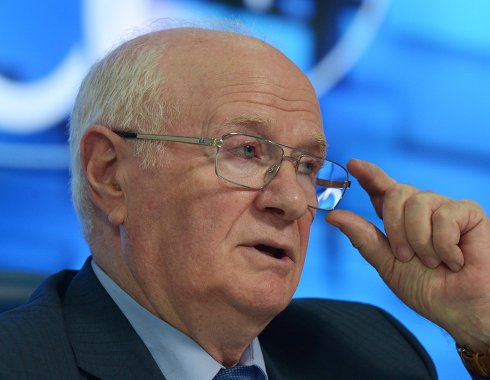 Легендарный тренер Евгений Гомельский проведет в Барнауле семинар