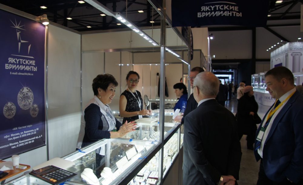 У якутян на ювелирной выставке Junwex украли украшения на 50 млн рублей