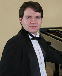 Мастер-классы и концерт лауреата международных конкурсов Дениса Чефанова пройдут в Барнауле