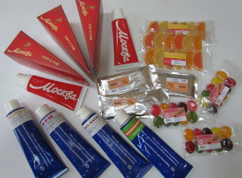 В Алтайский мемориальный музей Германа Титова поступила новая партия продуктов питания космонавтов