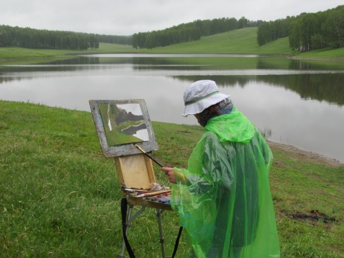 Выставка художественных работ «Пленэр на Лесном озере» открывается в Алтайском мемориальном музее Германа Титова