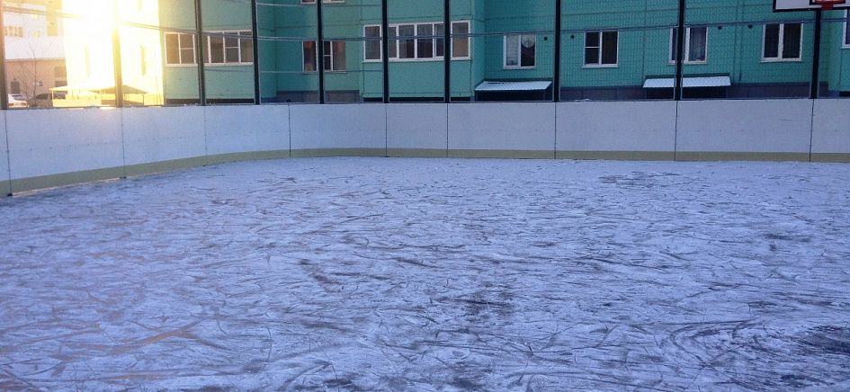 Сноутюбинг, снегокаты, хоккей и лыжи: где активно отдохнуть в Барнауле?