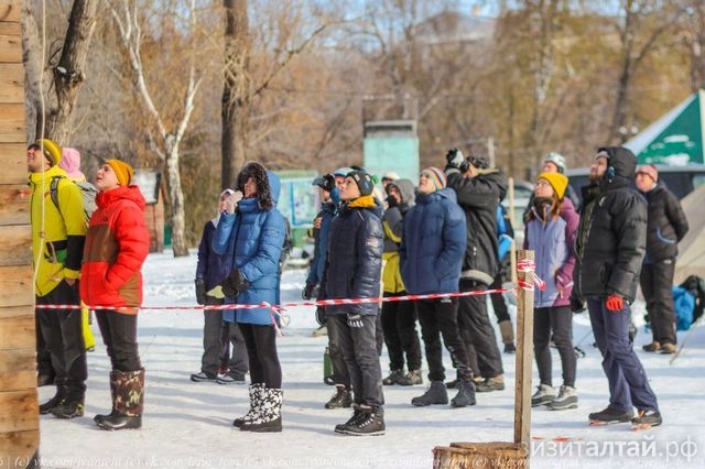 Сибирских ледолазов объединит открытый краевой чемпионат в дни празднования «Алтайской зимовки»