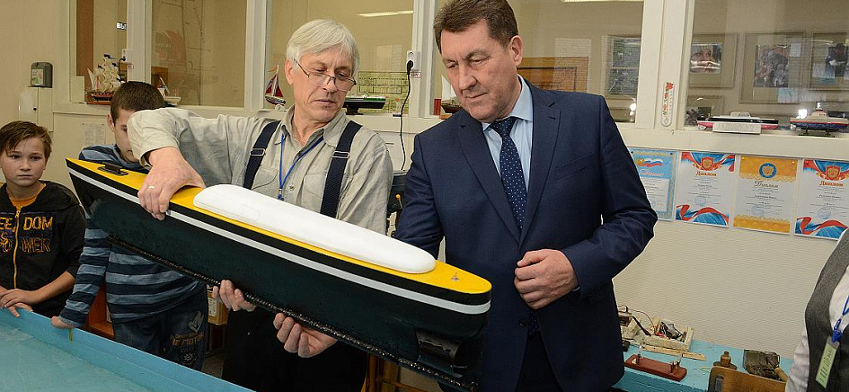 Глава города Сергей Дугин: «Барнаульская станция юных техников развивает способности детей, помогает правильно выбрать профессию»