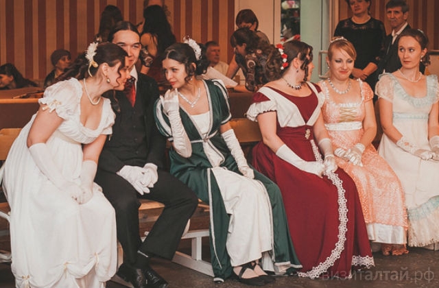 Платоновский бал в «Сосновом бору»