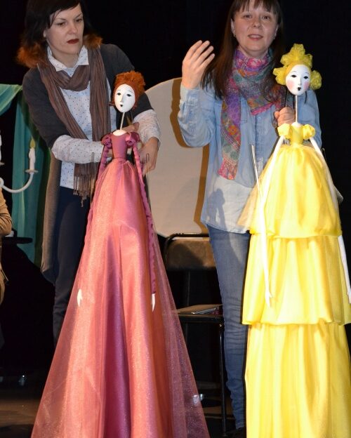 Алтайский театр кукол «Сказка» завершил изготовление главных персонажей для спектакля «Евгений Онегин»