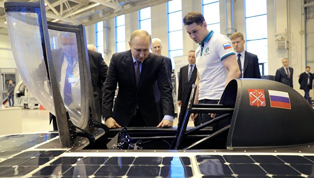 Путин пообещал лично испытать первый российский «солнцемобиль»