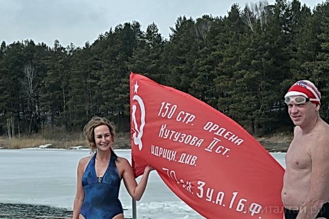 Алтайские «моржи» доплыли до Победы, следующие старты – на «Цветении маральника»