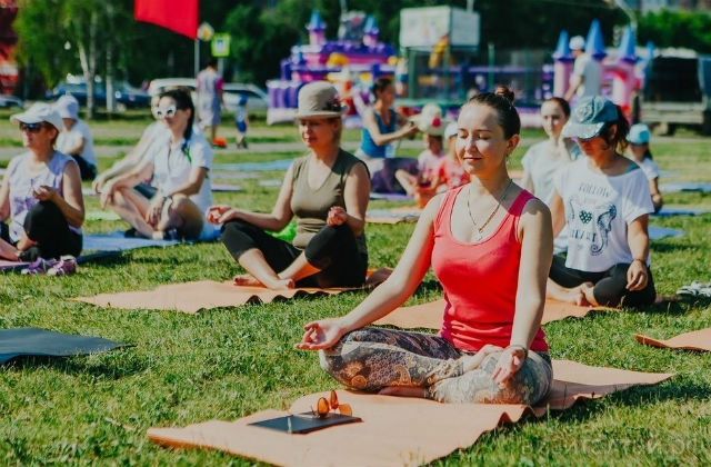 Фестиваль здоровья «Белый Йож» в Белокурихе: йога, массаж, концерт