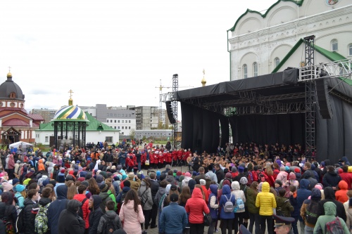 Большим хоровым концертом отметили День славянской письменности и культуры в Барнауле