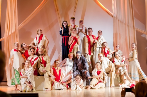 Театрализованным концертом завершит 27-й концертно-творческий сезон Алтайский институт культуры