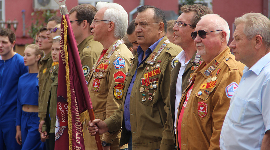 В Барнауле торжественно открыли Зональную городскую студенческую стройку-2018