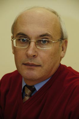 Поэт Виктор Кирюшин стал лауреатом литературной премии имени Роберта Рождественского, присуждаемой в Алтайском крае