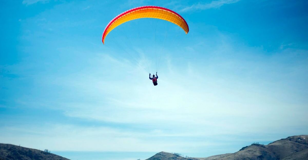 Почти полсотни парапланеристов сибирского региона собрал Открытый чемпионат Алтайского края