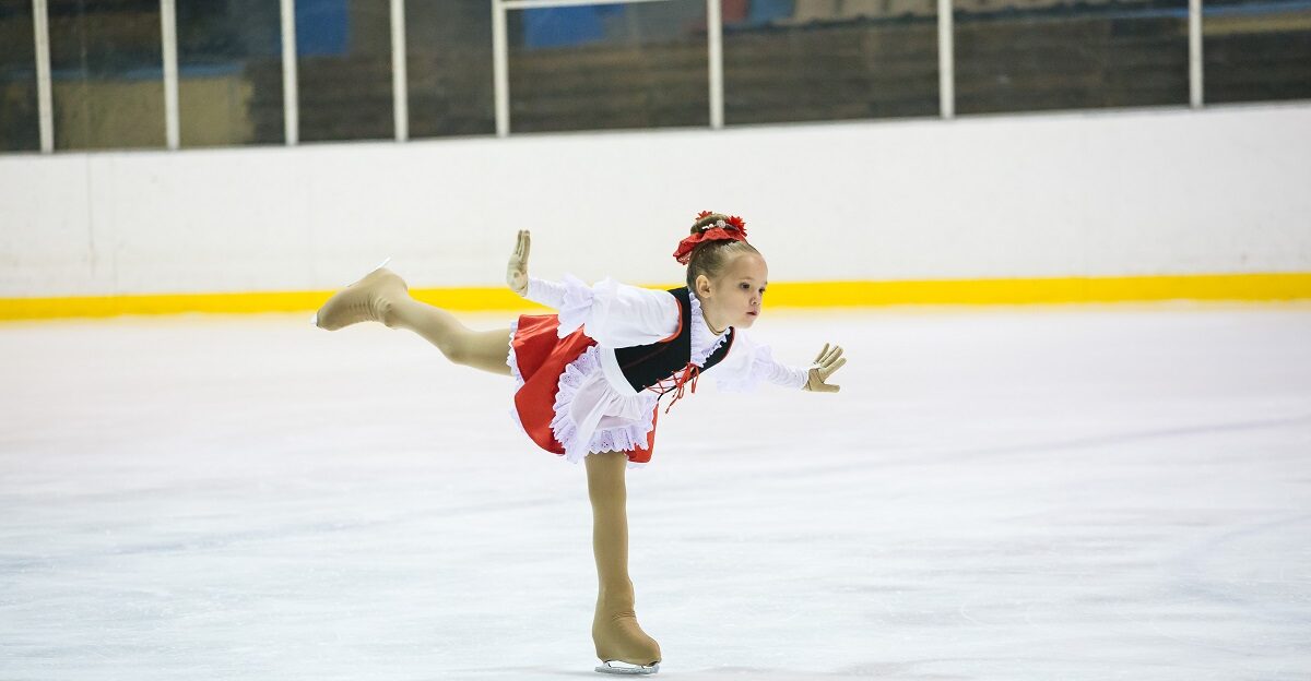 В Барнауле появятся бесплатные занятия по фигурному катанию для способных детей