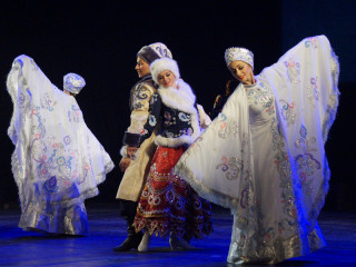 Более 600 участников выступят на празднике русского танца «Сибирский разгуляй» в Алтайском крае