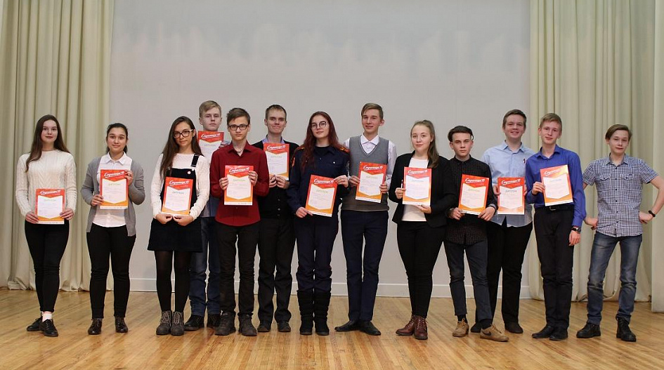 В Барнауле проводят отборочные этапы регионального Чемпионата по чтению вслух