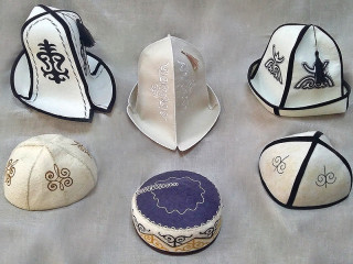 Выставку национальных головных уборов народов Центральной Азии представят в Барнауле