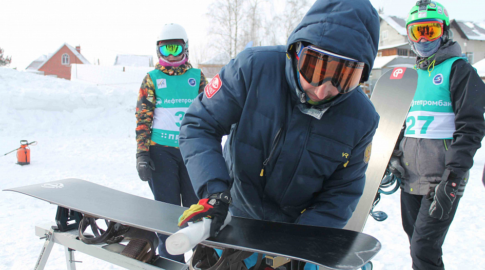 В Барнауле прошли всероссийские соревнования по сноуборду
