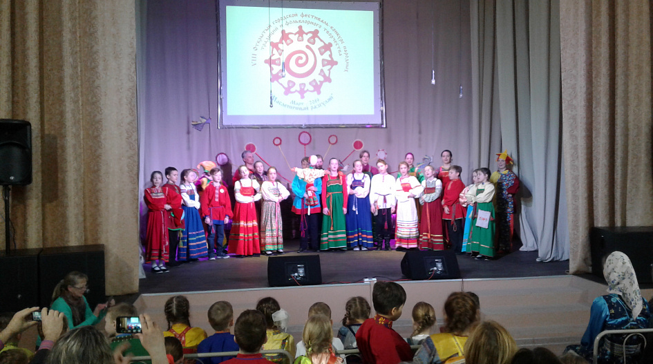 В барнаульском селе Власиха проходит городской фестиваль-конкурс «Масленичный разгуляй»