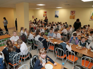 В Алтайском крае пройдет смотр-конкурс на лучшую организацию школьного питания «Наша школьная столовая»