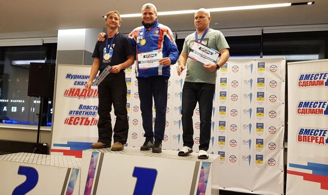 Барнаулец Олег Чекушкин стал чемпионом мира по плаванию в ледяной воде