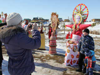 В городах и районах Алтайского края готовятся к Масленице