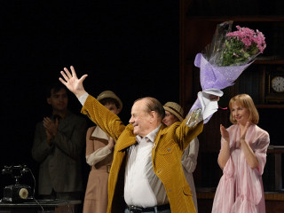 В Алтайском краевом театре драмы проведут для зрителей экскурсию за кулисы